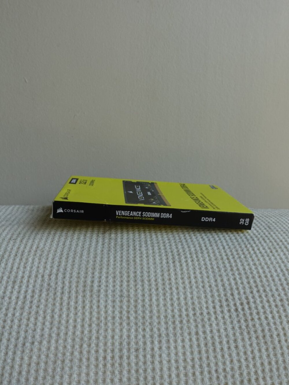 Corsair Vengeance 32GB (1 x 32GB) DDR4 3200MHz SODIMM Laptop Memory Module. - Picture 3 of 4